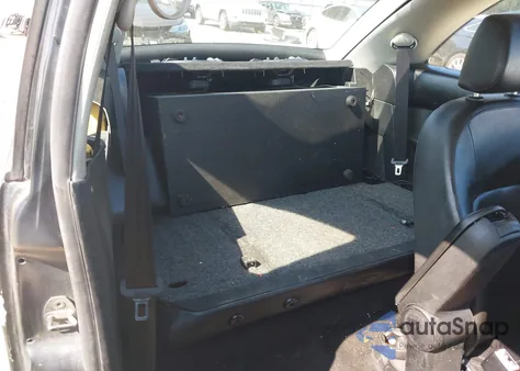 2007 Volkswagen New Beetle 2.5 z USA, uszkodzony, nr VIN 3VWPW31C47M512937